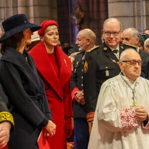 Le prince Albert II de Monaco et la princesse Charlene de Monaco se sont rendus dans la cathédrale Notre-Dame Immaculée
Le prince Albert II de Monaco, La princesse Charlène de Monaco - La famille princière monégasque assiste à la messe d'action de grâce avec Te Deum lors de la la fête nationale de Monaco, en la cathédrale Notre-Dame Immaculée. © Jean-Charles Vinaj / Poll Monaco / Bestimage 