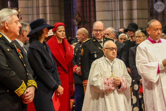 Le prince Albert II de Monaco et la princesse Charlene de Monaco se sont rendus dans la cathédrale Notre-Dame Immaculée
Le prince Albert II de Monaco, La princesse Charlène de Monaco - La famille princière monégasque assiste à la messe d'action de grâce avec Te Deum lors de la la fête nationale de Monaco, en la cathédrale Notre-Dame Immaculée. © Jean-Charles Vinaj / Poll Monaco / Bestimage 