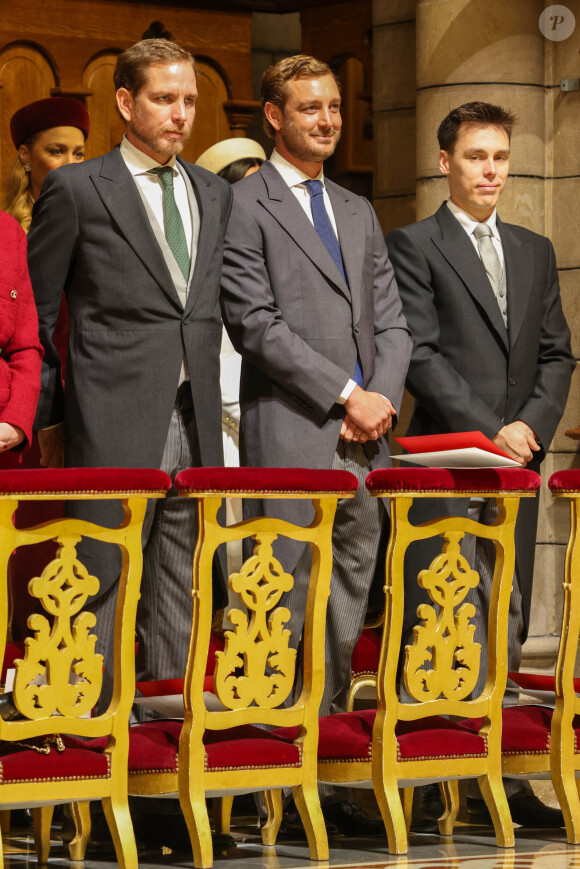 Pierre Casiraghi, Andrea Casiraghi, Louis Ducruet - La famille princière monégasque assiste à la messe d'action de grâce avec Te Deum lors de la la fête nationale de Monaco, en la cathédrale Notre-Dame Immaculée, le 19 novembre 2023. © Jean-Charles Vinaj / Poll Monaco / Bestimage 