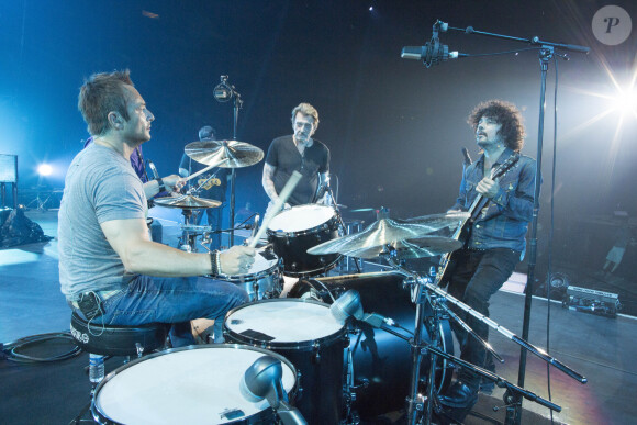 Exclusif - Yarol Poupaud et David Hallyday - Repetitions du premier concert de la tournee "Born Rocker Tour" de Johnny Hallyday au POPB de Bercy a Paris. Le 14 juin 2013
