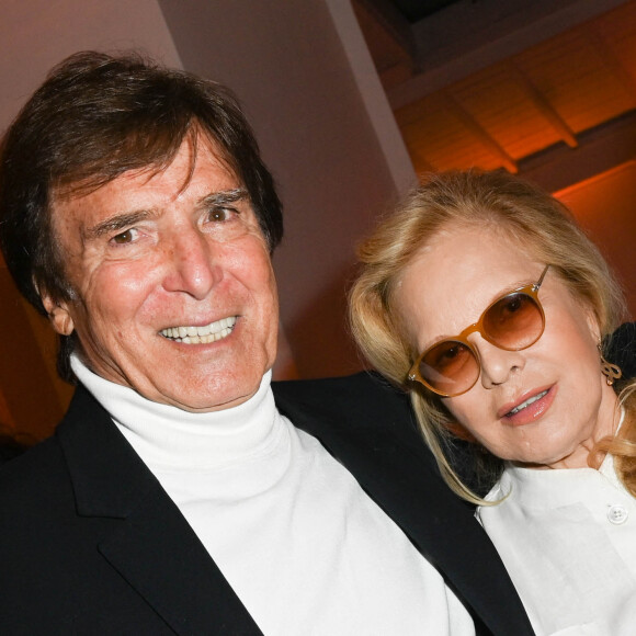 Exclusif - Sylvie Vartan et son mari Tony Scotti - Soirée de lancement du premier livre de R. Perez "Ma mère, Dieu et Sylvie Vartan" aux éditions Les Escales dans les salons Hoche à Paris le 29 septembre 2021. © Coadic Guirec/Bestimage 