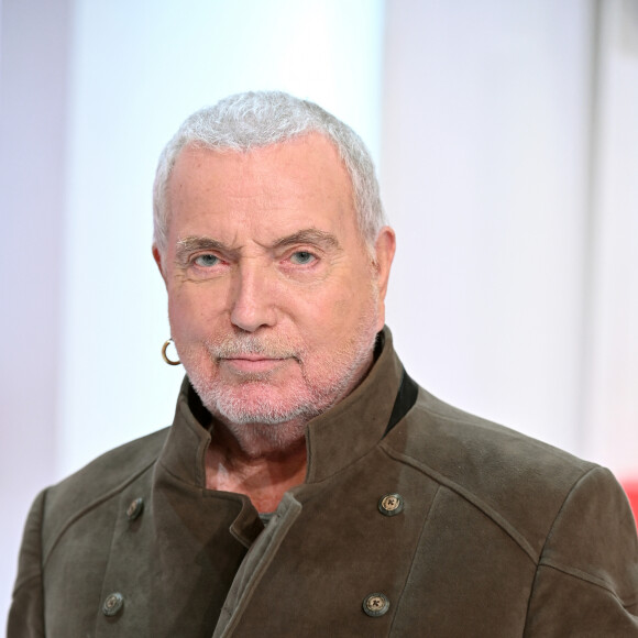 Exclusif - Bernard Lavilliers - Enregistrement de l'émission Vivement dimanche prochain au studio Gabriel, présentée par Michel Drucker et diffusée sur France 2 le 3 avril 2022. © Guillaume Gaffiot / Bestimage