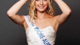 PORTRAIT Miss France 2024 : Qui est Alizée Bidaut, Miss Rhône-Alpes 2023, qui pourrait succéder à Sylvie Tellier ?
