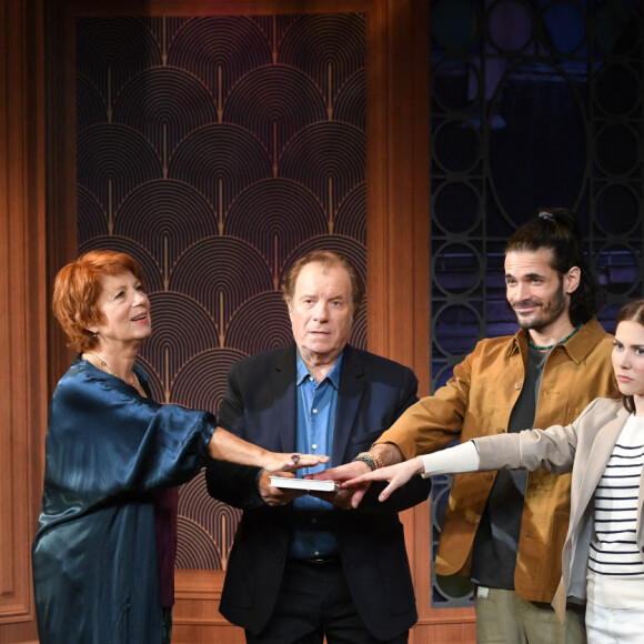 Véronique Genest, Daniel Russo, Edouard Collin, Messaline Paillet - Filage de la pièce "Révélations" au théâtre de Passy à Paris le 17 novembre 2023. © Coadic Guirec/Bestimage