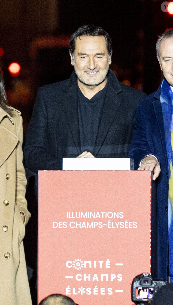 Gilles Lellouche - Lancement des Illuminations de Noël des Champs-Elysées à Paris le dimanche 19 Novembre 2023. © Pierre Perusseau/Bestimage