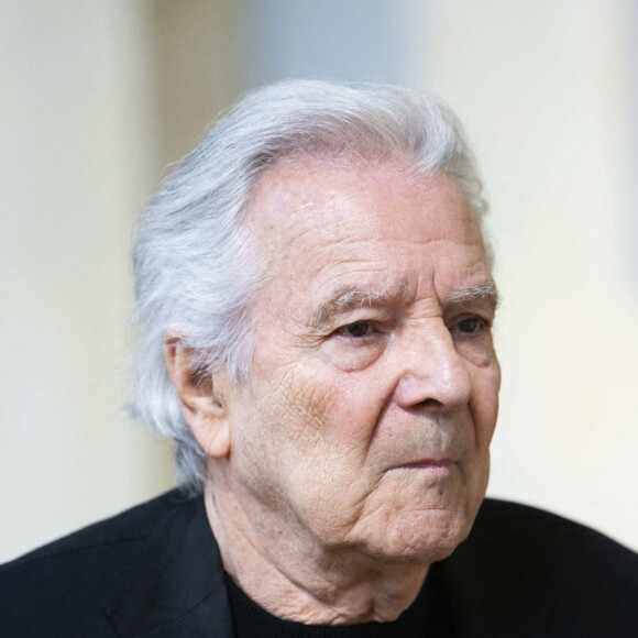 Pierre Arditi - Cérémonie d'hommage national à l'Hôtel national des Invalides en hommage à Michel Bouquet décédé le 13 avril 2022. Paris le 27 avril 2022. Michel Bouquet a été inhumé dans la plus stricte intimité le 15/04/2022 à Étais-la Sauvin dans l'Yonne. © JB Autissier / Panoramic / Bestimage 