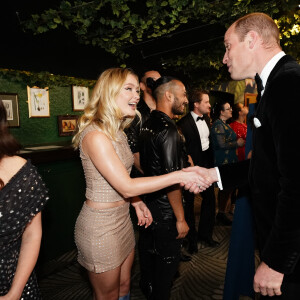 Zara Larsson et le prince William - Soirée Royal Variety Performance au Royal Albert Hall à Londres, le 30 novembre 2023.