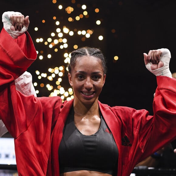 Combat d'Estelle Mossely contre la Malawite Anisha Basheel lors du 1er Gala signé Double Y Boxing à la salle Wagram à Paris le 17 février 2023. © Pierre Perusseau/Bestimage