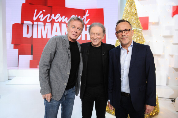 Exclusif - Franck Dubosc, Michel Drucker et Emmanuel Chaunu - Enregistrement de l'émission Vivement dimanche au studio Gabriel à Paris, le 11 novembre 2023, présentée par M.Drucker et diffusée le 3 décembre 2023 sur France 3. © Guillaume Gaffiot / Bestimage  No web pour la Belgique et la Suisse 