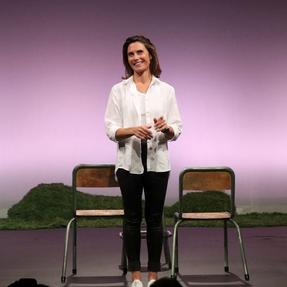 La comédienne s'était essayée au parapente, et avait failli rentrer dans des arbres
Exclusif - Première représentation du show de Alessandra Sublet "Tous les risques n'auront pas la saveur du succès" au Théâtre Antoine à Paris. Le 13 novembre 2023 © Bertrand Rindoff / Bestimage 