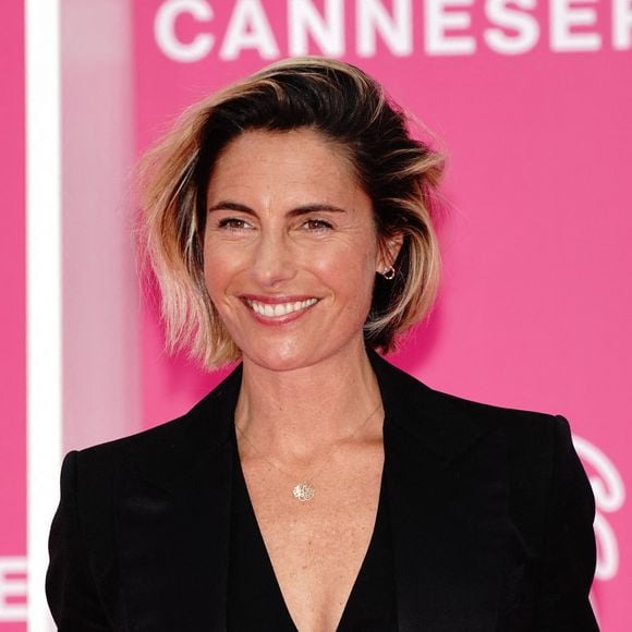 Alessandra Sublet a récemment mis un terme à sa carrière d'animatrice TV
Alessandra Sublet - Arrivées au photocall de la cérémonie de clôture sur le pink carpet de la 5ème édition du Festival International Canneseries à Cannes. © Norbert Scanella / Panoramic / Bestimage 