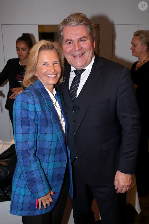Iris Knobloch (Présidente du festival de Cannes) et Franck Louvrier - 10ème édition du Prix de la Femme d'Influence au musée de l'homme à Paris le 5 décembre 2023. © Bertrand Rindoff / Bestimage