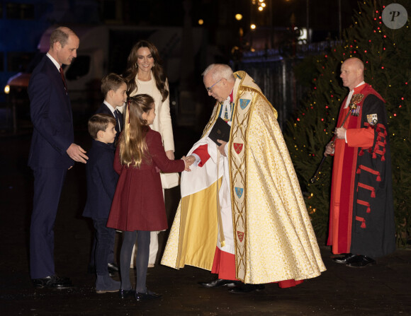 Le prince William, Kate Middleton, le prince George, le prince Louis, la princesse Charlotte - Traditionnel concert de Noël "Together At Christmas" en l'abbaye de Westminster à Londres. Le 8 décembre 2023.