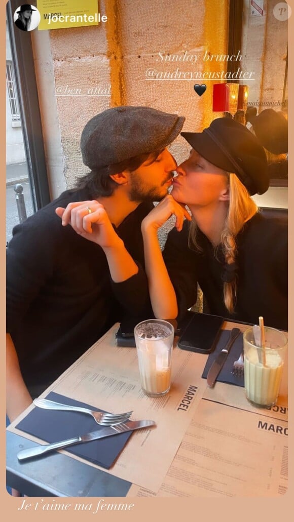 Fou amoureux, tous les deux ont échangé plusieurs bisous sur Instagram
Ben Attal et sa femme Jordane au restaurant @ Instagram / Jordane Crantelle