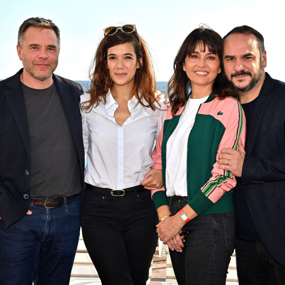 Avant d'accepter le rôle de Mathilde Laurent, la comédienne a toutefois hésité. 
Guillaume de Tonquedec, Mélanie Doutey, Anne Charrier et François Xavier Demaison - Première du film "Le Temps des Secrets" lors de la 3e édition du Festival Cinéroman à Nice, le 24 octobre 2021. © Bruno Bebert/Bestimage