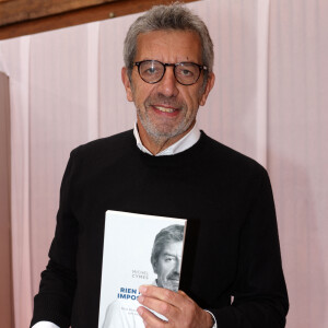 Michel Cymes - Personnalités à la 40ème Foire du Livre de Brive-la-Gaillarde. Le 5 novembre 2022 © Jean-Marc Lhomer / Bestimage