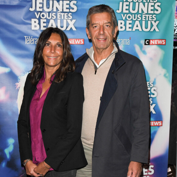 Michel Cymes et sa femme Nathalie - Avant-première du film "Vous êtes jeunes, vous êtes beaux" au cinéma Gaumont Opéra à Paris, le 23 septembre 2019. © Coadic Guirec/Bestimage 