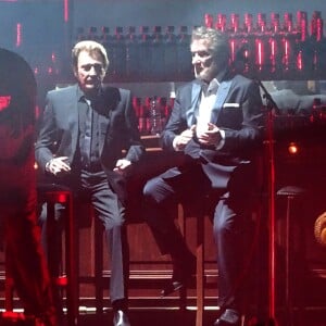 Eddy Mitchell et Johnny Hallyday au Premier concert "Les Vieilles Canailles" au POPB de Paris-Bercy à Paris, du 5 au 10 novembre 2014.