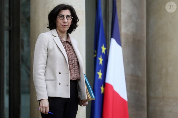 La ministre de la Culture, Rima Abdul Malak à la sortie du conseil des ministres du palais présidentiel de l'Elysée à Paris, France, le 12 décembre 2023. © Stéphane Lemouton/Bestimage 