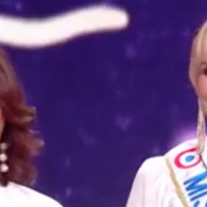 Hommage à Geneviève de Fontenay lors de l'élection Miss France 2024.