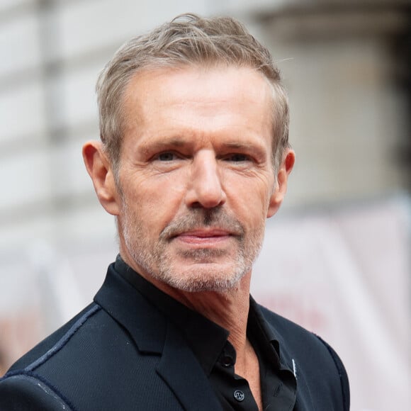 Lambert Wilson - Première du film "Mrs Harris Goes To Paris" à Londres, le 25 septembre 2022. © Avalon / Panoramic / Bestimage