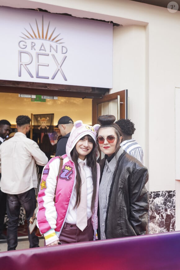 Arrivée de Hoshi et de sa compagne et manageuse Gia Martinelli à l’avant première Netflix One Piece au Grand Rex - Paris le 29/08/2023 - © Jack Tribeca / Bestimage