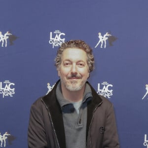 "Un de mes frères est mort de ça et c'est exactement cette pathologie, il l'a décrit exactement"
Exclusif - Guillaume Gallienne - Première du spectacle Mon Premier Lac des Cygnes au Théatre Mogador à Paris le 19 novembre 2022. © Jack Tribeca / Bestimage