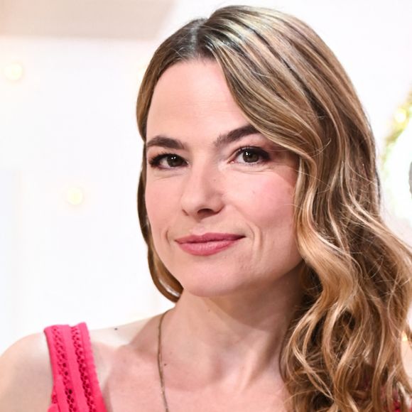 Ils se retrouvent plus de vingt ans après le succès de "Roméo et Juliette".
Exclusif - Cecilia Cara - Enregistrement de l'émission "Vivement dimanche" au studio Gabriel à Paris, le 6 décmebre 2023, présentée par M.Drucker et diffusée le 24 décembre 2023 sur France 3. © Guillaume Gaffiot / Bestimage