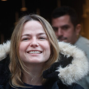 Cécilia Cara - Arrivées à l'enregistrement de l'émission "Vivement dimanche" au studio Gabriel à Paris, le 6 décembre 2023, diffusée le 24 décembre 2023 sur France 3. © Christophe Clovis / Bestimage