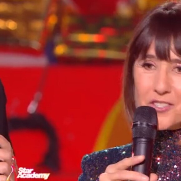 Tout comme Alexia Laroche-Joubert, qui a été saluée par les internautes.
Prime de Noël @ Star Academy