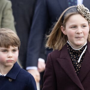 Mia Tindall et le prince Louis de Galles - Les membres de la famille royale britannique lors de la messe du matin de Noël en l'église St-Mary Magdalene à Sandringham, le 25 décembre 2023.