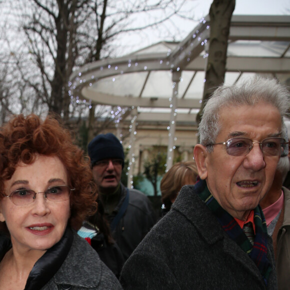 Malheureusement, elle ne passe pas les fêtes de fin d'année avec eux. 
Exclusif - Marlène Jobert - Arrivées à l'émission "Vivement Dimanche" au studio Gabriel à Paris, le 3 décembre 2014.