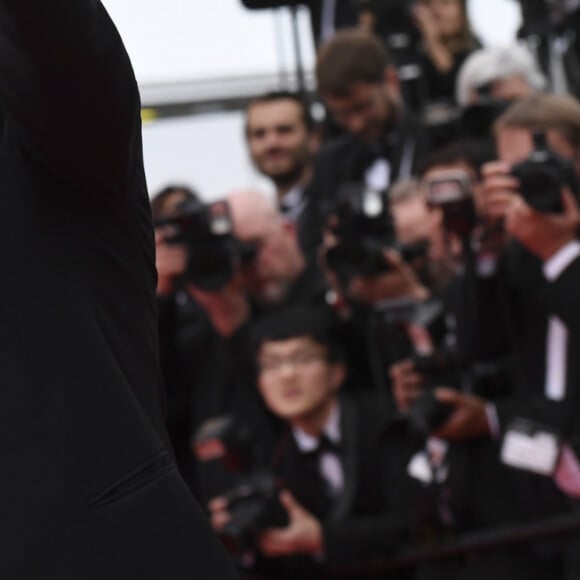 Alain Delon - Montée des marches du film "A Hidden Life" lors du 72ème Festival International du Film de Cannes, le 19 mai 2019. 