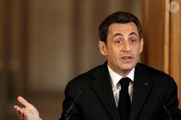 Le père de Nicolas Sarkozy sera reçu par Philippe Bouvard dans l'émission des Grosses Têtes le vendredi 9 avril à 20h35