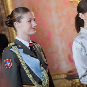 Le roi Felipe VI, la reine Letizia d'Espagne et la princesse Leonor lors de la réception militaire de Pâques au Palais Royal, le 6 janvier 2024 à Madrid, Espagne, le 6 janvier 2024. 