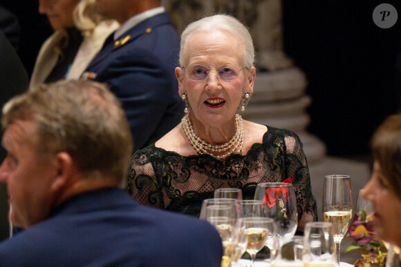 La reine Margrethe II de Danemark - La famille royale de Danemark reçoit à dîner le couple royal d'Espagne au musée Glyptoteket à Copenhague le 7 novembre 2023.