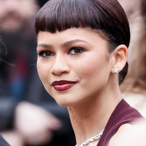 Zendaya, affublée d'une coupe de cheveux osée, était la star internationale de l'événement
Zendaya arrive au défilé Fendi Haute Couture Printemps/Été 2024 dans le cadre de la Fashion Week de Paris (PFW), au palais Brongniart à Paris, France, le 25 janvier 2024. © Cyril Moreau/Bestimage