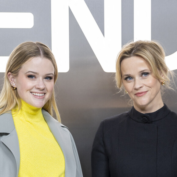 Ava Elizabeth Phillippe, Reese Witherspoon au photocall du défilé Fendi Haute Couture Printemps/Été 2024 dans le cadre de la Fashion Week de Paris (PFW), au palais Brongniart à Paris, France, le 25 janvier 2024. © Olivier Borde/Bestimage