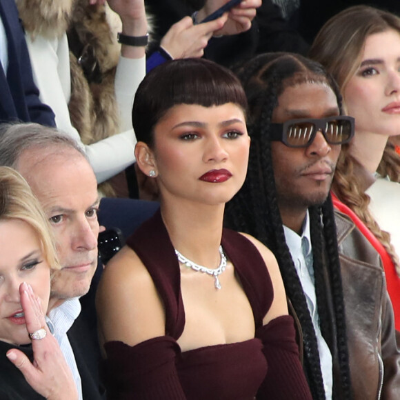 Valerie Brunschwig, Serge Brunschwig, Song Hye-kyo, Reese Witherspoon avec sa fille Ava Elizabeth Phillippe, Michael Burke (Président du Fashion group de LVMH) et Zendaya au front row du défilé Fendi Haute Couture Printemps/Été 2024 dans le cadre de la Fashion Week de Paris (PFW), au palais Brongniart à Paris, France, le 25 janvier 2024. © Bertrand Rindoff/Bestimage