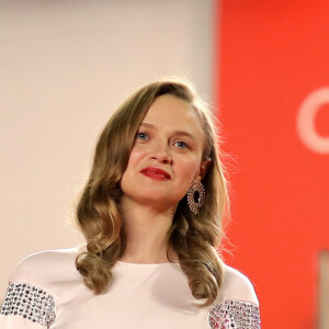 Sara Forestier (robe Paule Ka) - Montée des marches du film "Mektoub, my love : Intermezzo" lors du 72ème Festival International du Film de Cannes. Le 23 mai 2019 © Giancarlo Gorassini / Bestimage 