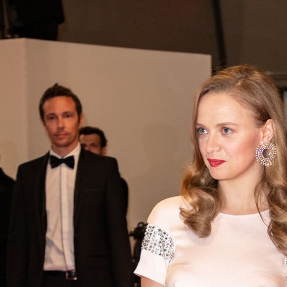 Sara Forestier (robe Paule Ka) - Montée des marches du film "Mektoub, my love : Intermezzo" lors du 72ème Festival International du Film de Cannes. Le 23 mai 2019 © Tiziano Da Silva / Bestimage 
