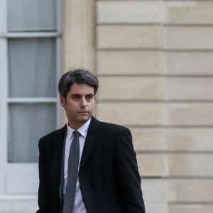 Le Premier ministre, Gabriel Attal à son arrivée au conseil des ministres, au palais de l'Elysée, Paris, le 13 septembre 2023 © Stéphane Lemouton / Bestimage