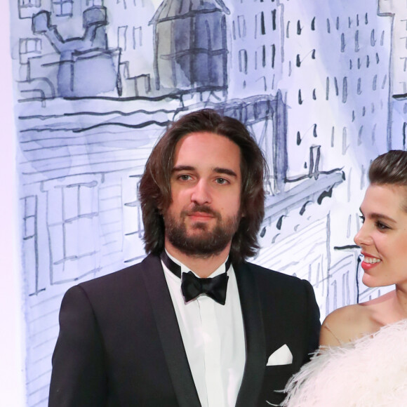 Dimitri Rassam et sa compagne Charlotte Casiraghi - 64ème Bal de la Rose sur le thème de Manhattan, imaginé par K.Lagerfeld, au profit de la Fondation Princesse Grace, dans la Salle des Etoiles au Sporting Monte Carlo à Monaco. Le 24 mars 2018 © Olivier Huitel / Pool Restreint Monaco / Bestimage