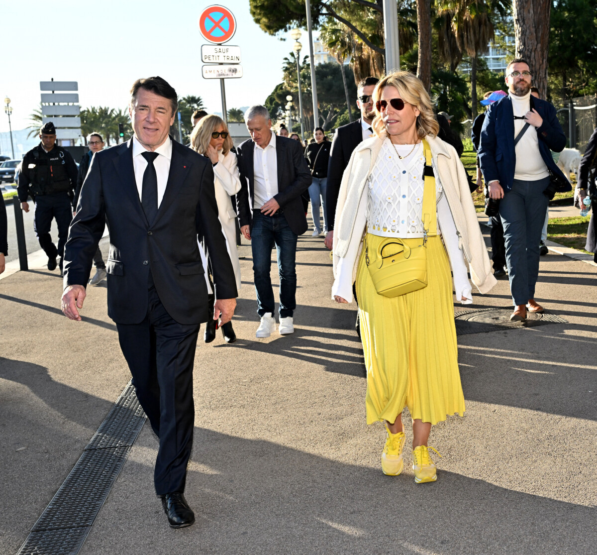 Photo : Ainsi, Brigitte Macron Et Didier Deschamps Ont Pu Participer à ...