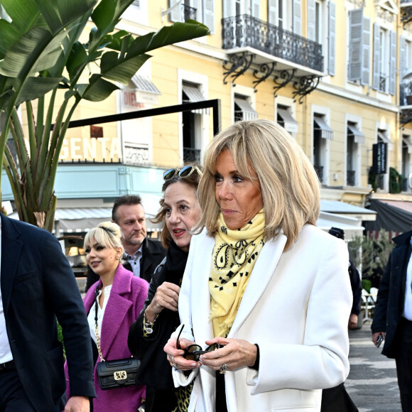 La Première dame française, Brigitte Macron (présidente de la Fondation Hôpitaux de Paris-Hôpitaux de France), durant la clôture de l'édition 2024 de la 35eme Opération Pièces Jaunes à Nice, au kiosque à musique du jardin Albert 1er, le 2 février 2024. Cette collecte de fonds "Pièces Jaunes" est destinée à améliorer la vie des enfants hospitalisés. © Bruno Bebert/Bestimage 