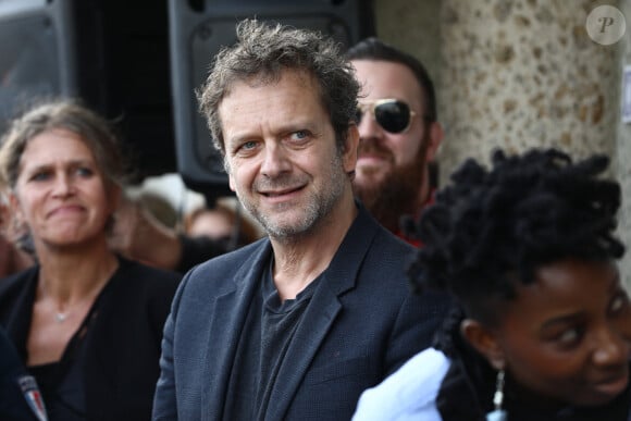 Un père qui est loin de lui.
Jonathan Zaccaï - C.Frot, présidente du jury, inaugure sa cabine lors du 34ème "Dinard Festival du Film Britannique", le 29 septembre 2023. 