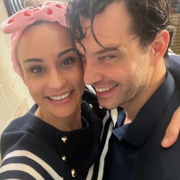 Elodie Gossuin profite d'un séjour à Saint-Malo avec son mari Bertrand Lacherie.