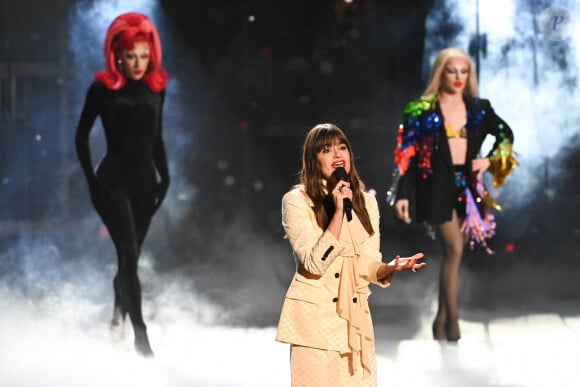 Clara Luciani lors de la 38e cérémonie des Victoires de la musique à la Seine musicale de Boulogne-Billancourt, le 10 février 2023. © Coadic Guirec/Bestimage