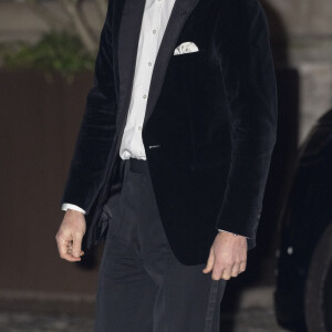 Le prince William, prince de Galles arrive au dîner de gala caritatif "London's Air Ambulance" au Raffles London à Londres le 7 février 2024. 