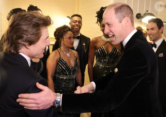 Probablement pour oublier l'absence de sa femme Kate Middleton à leurs côtés.
Le prince William, prince de Galles et Tom Cruise participent au dîner de gala caritatif " London's Air Ambulance " au Raffles London à Londres, Royaume Uni, le 7 février 2024. 